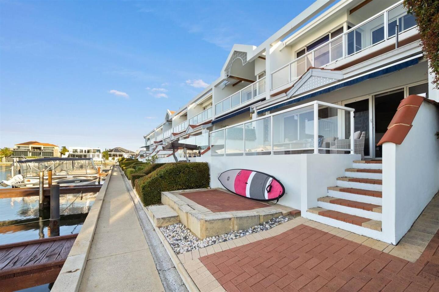 Dock Canal View-Jetty For Your Own Boat! Villa Mandurah Exterior photo