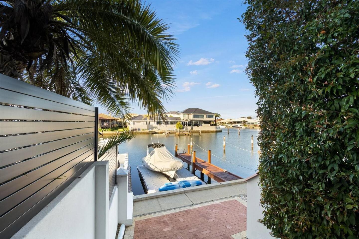 Dock Canal View-Jetty For Your Own Boat! Villa Mandurah Exterior photo