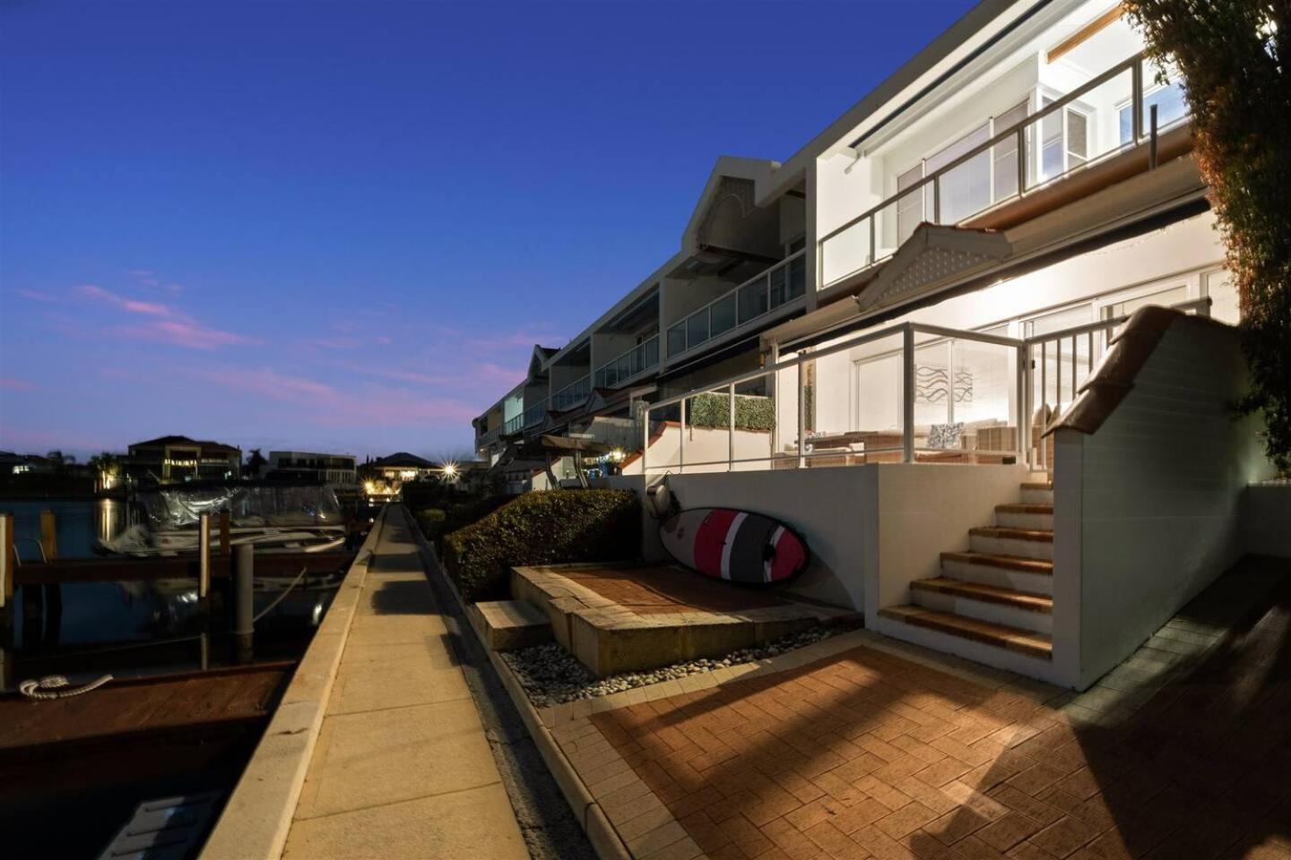 Dock Canal View-Jetty For Your Own Boat! Villa Mandurah Exterior photo