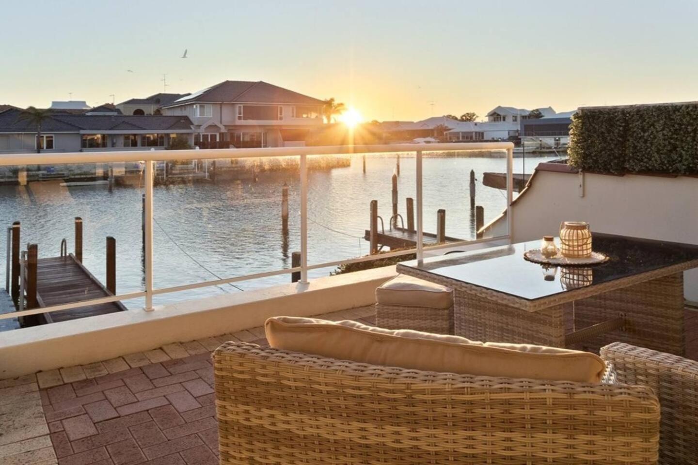 Dock Canal View-Jetty For Your Own Boat! Villa Mandurah Exterior photo